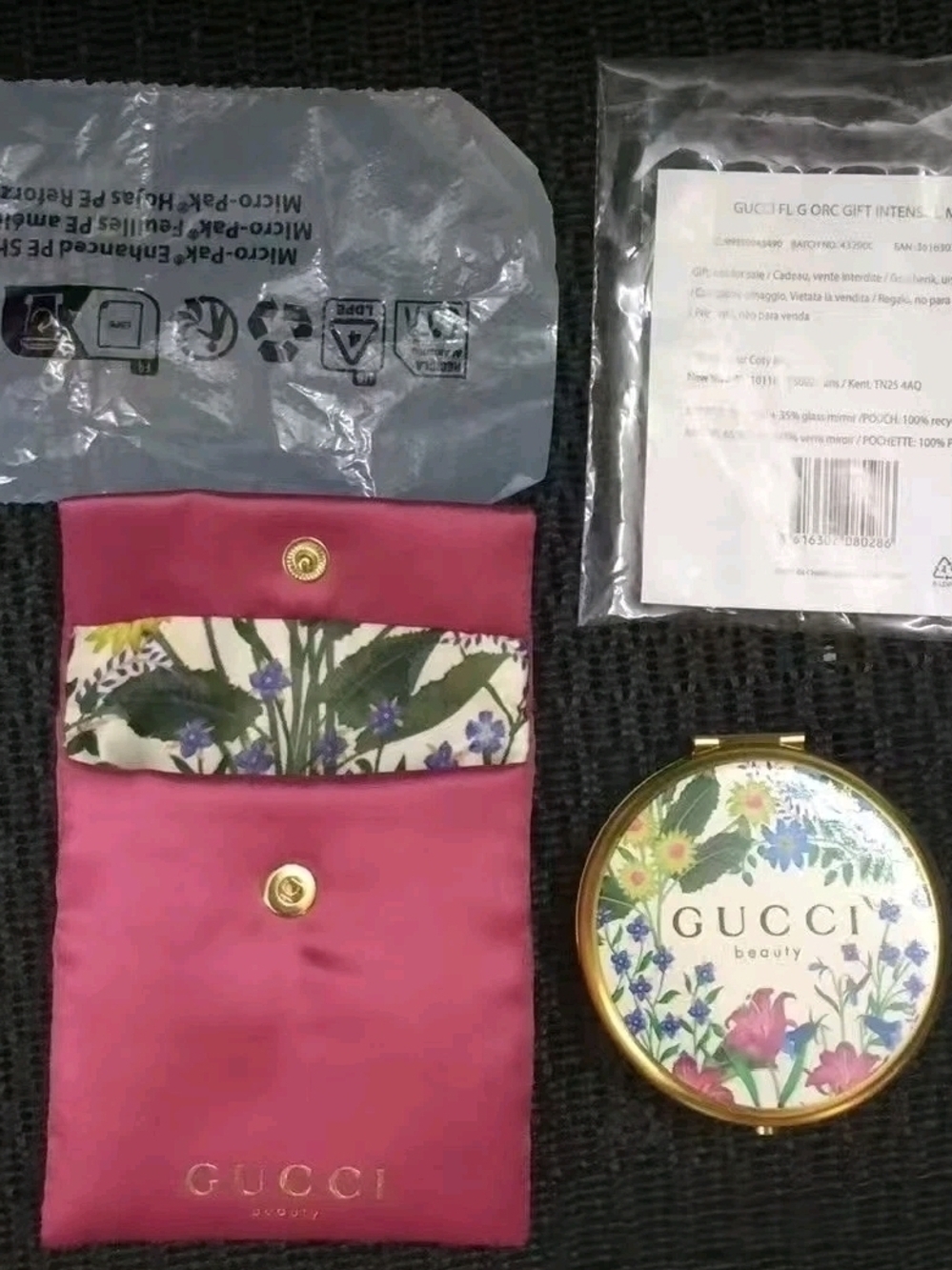Gucci Beauty Floral Compact Mirror - Picture 6 of 6